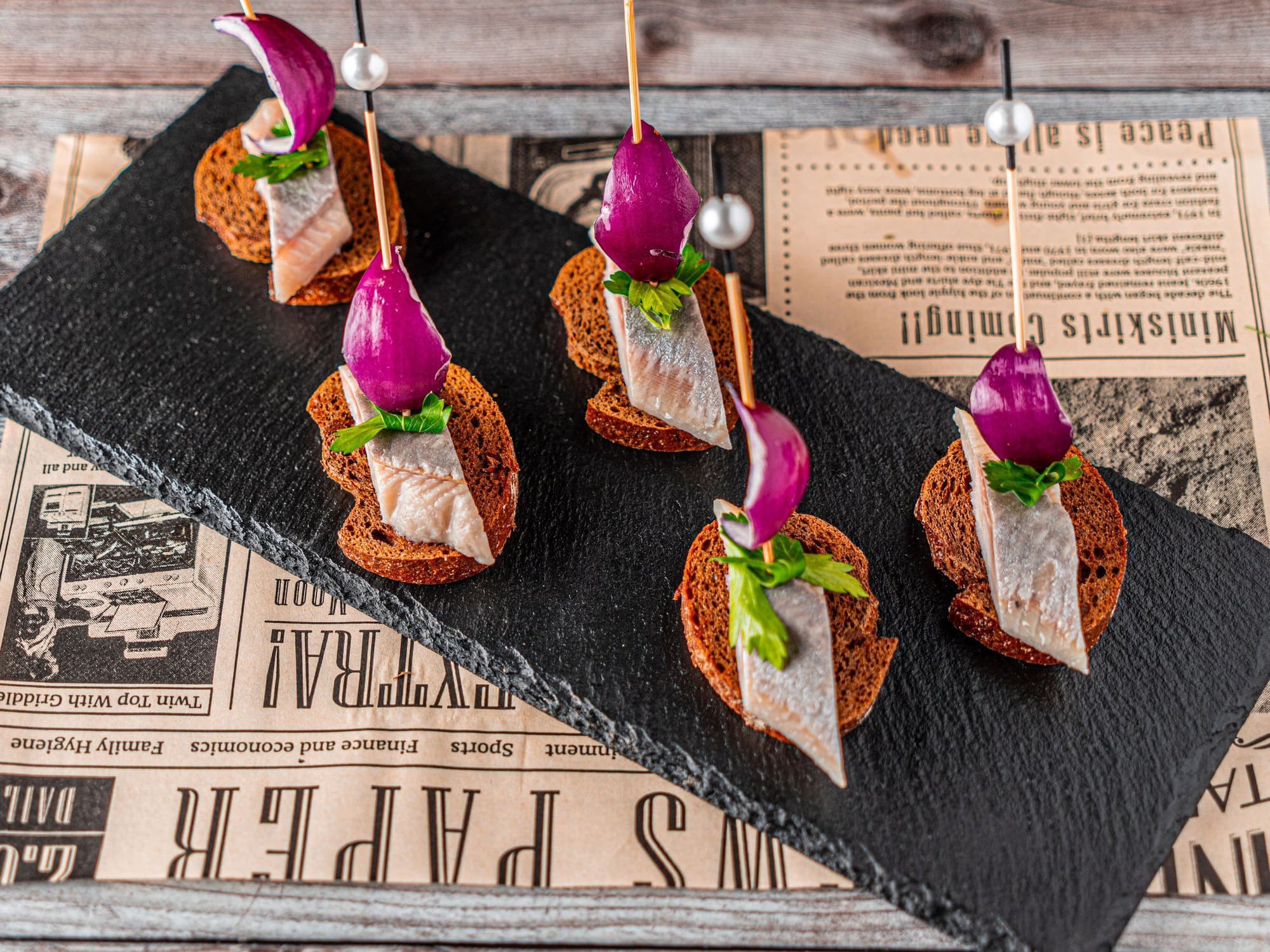 Канапе с сельдью